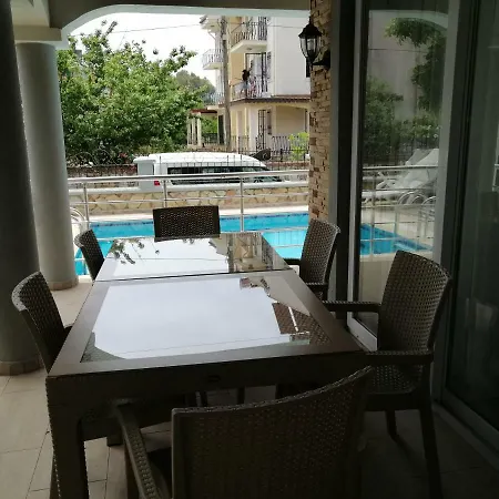 Lighthouse Lilia Vilă *