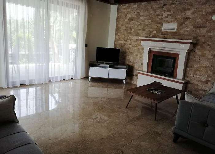 Lighthouse Lilia * 费特希耶